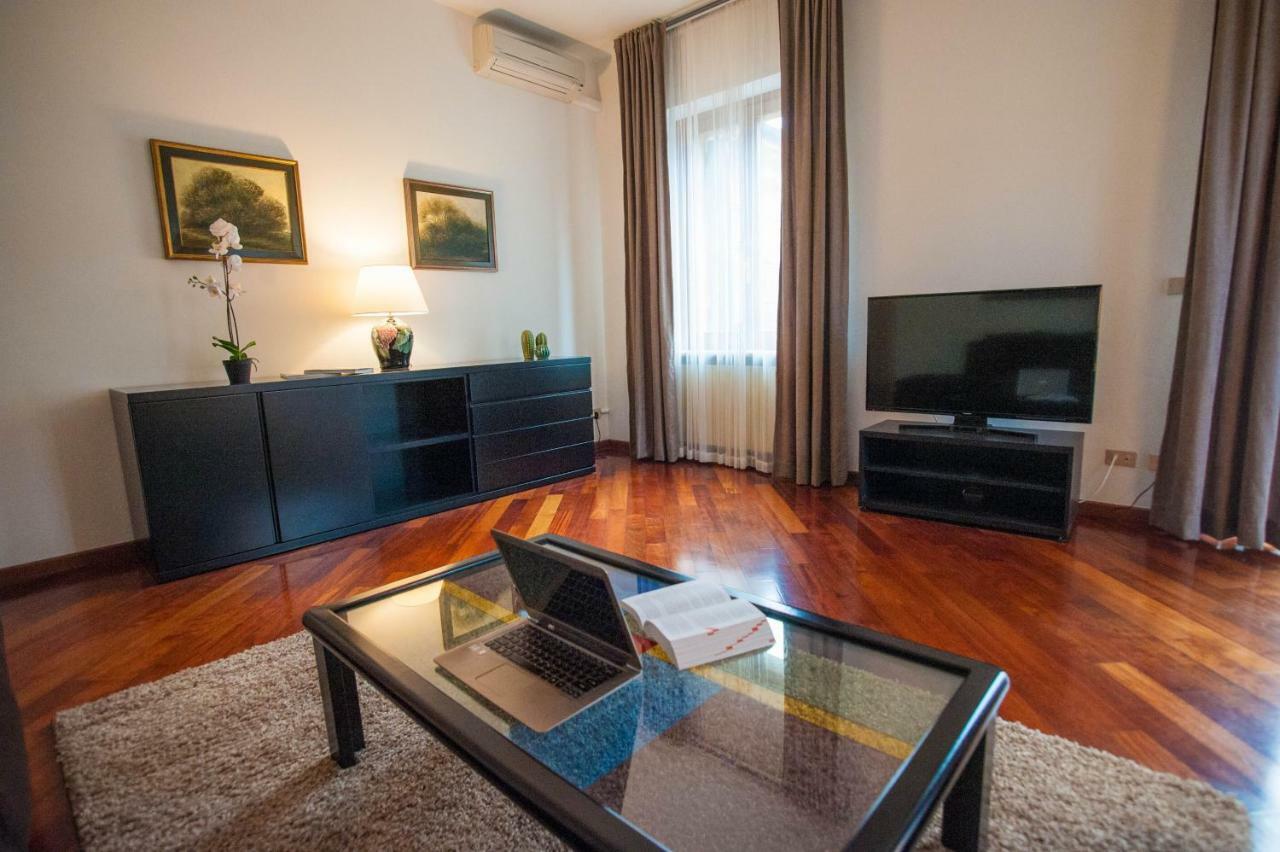 Italianflat - Via Mazzini Apartment เวโรนา ภายนอก รูปภาพ