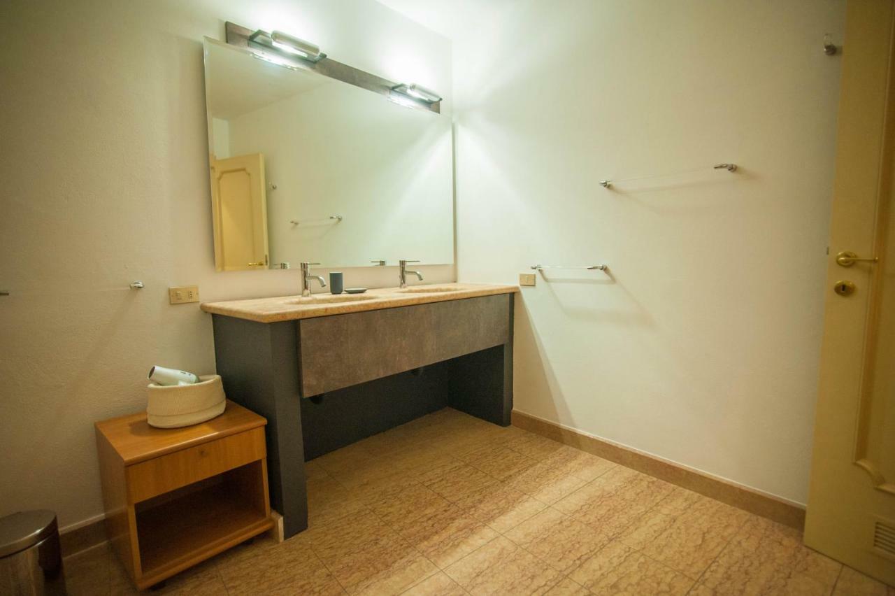 Italianflat - Via Mazzini Apartment เวโรนา ภายนอก รูปภาพ
