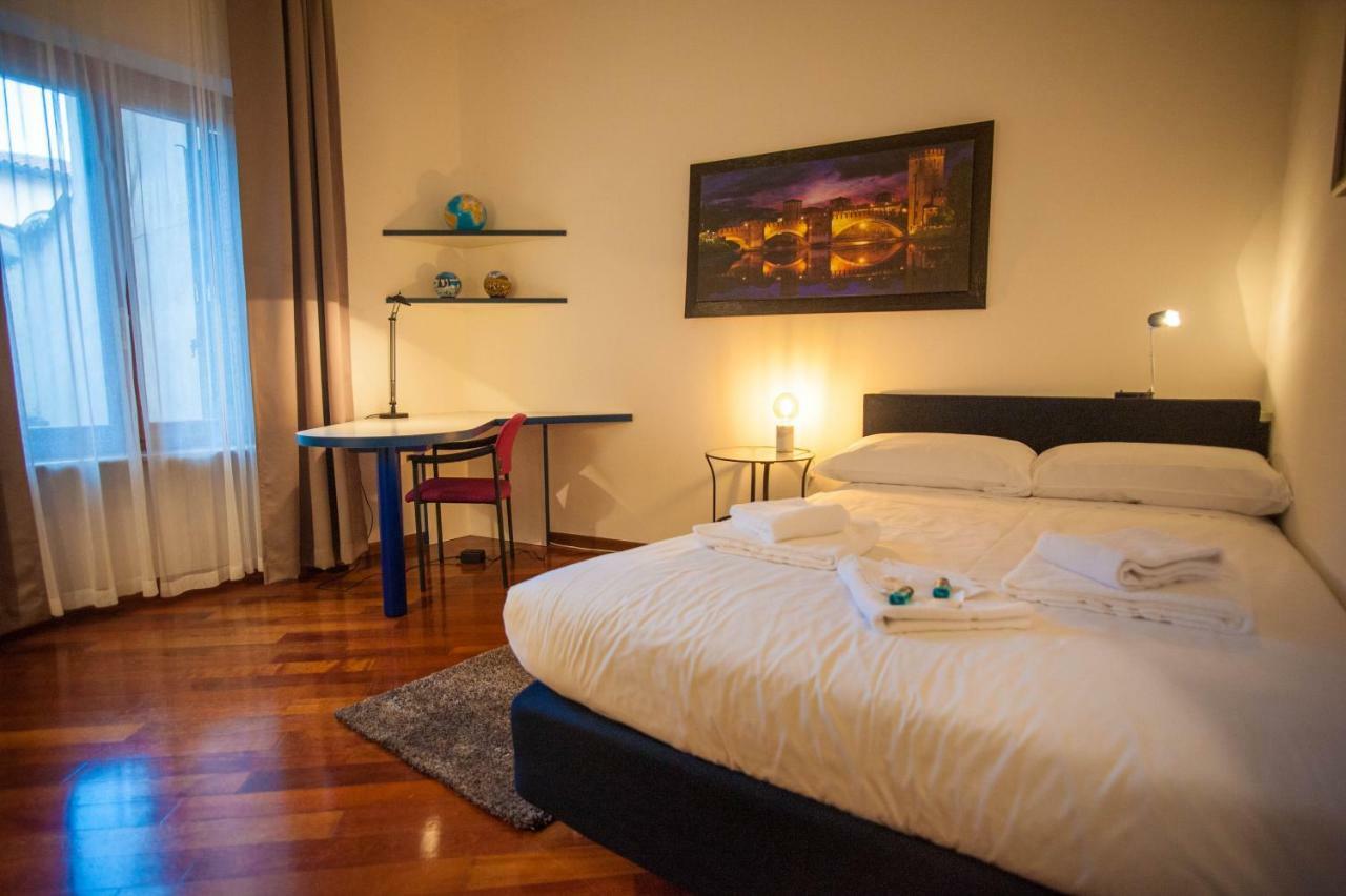 Italianflat - Via Mazzini Apartment เวโรนา ภายนอก รูปภาพ